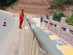 四川资阳雁江区桥梁防护墙破损立面修补